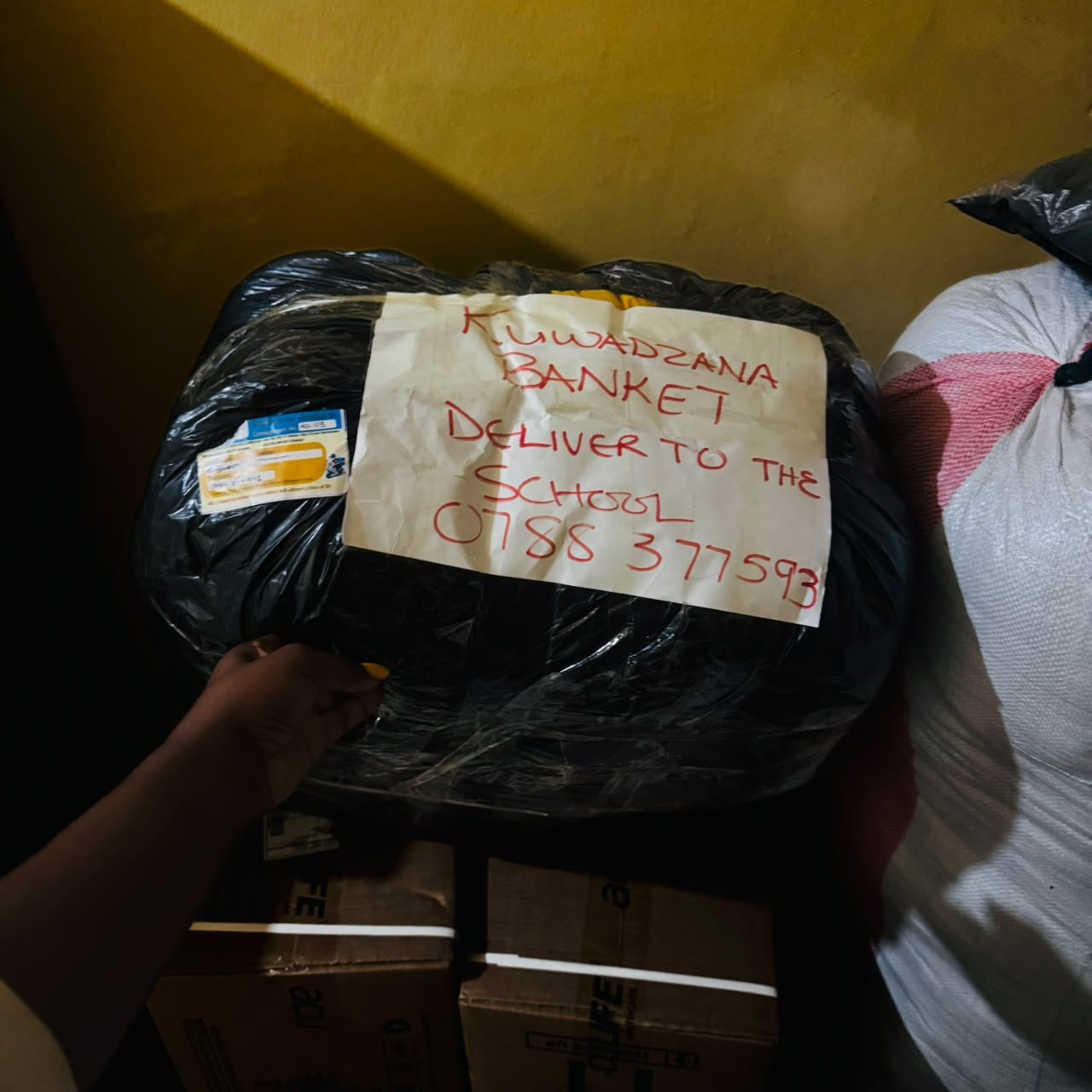 Sealed customer bags